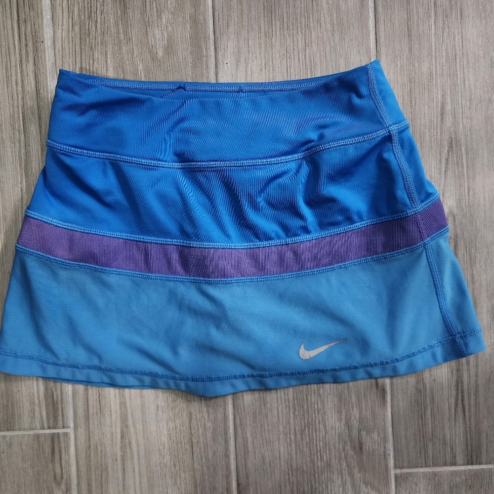 Nike dri fit skirt